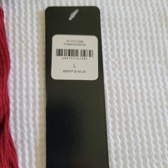 bebe Pomegranate Ribbed Top - NWT - Picture 12 of 12